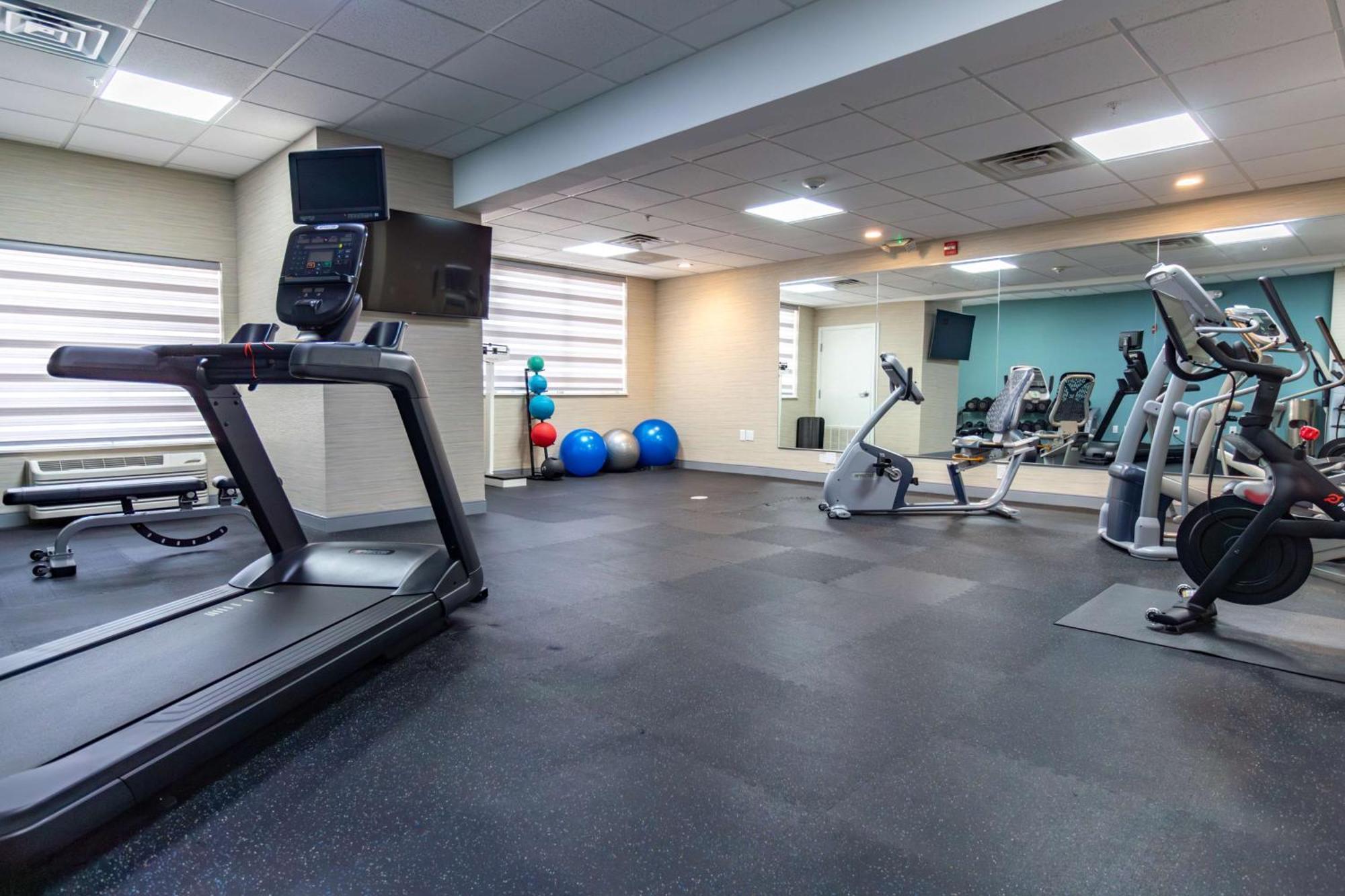 Hampton Inn & Suites Ντέντον Εξωτερικό φωτογραφία