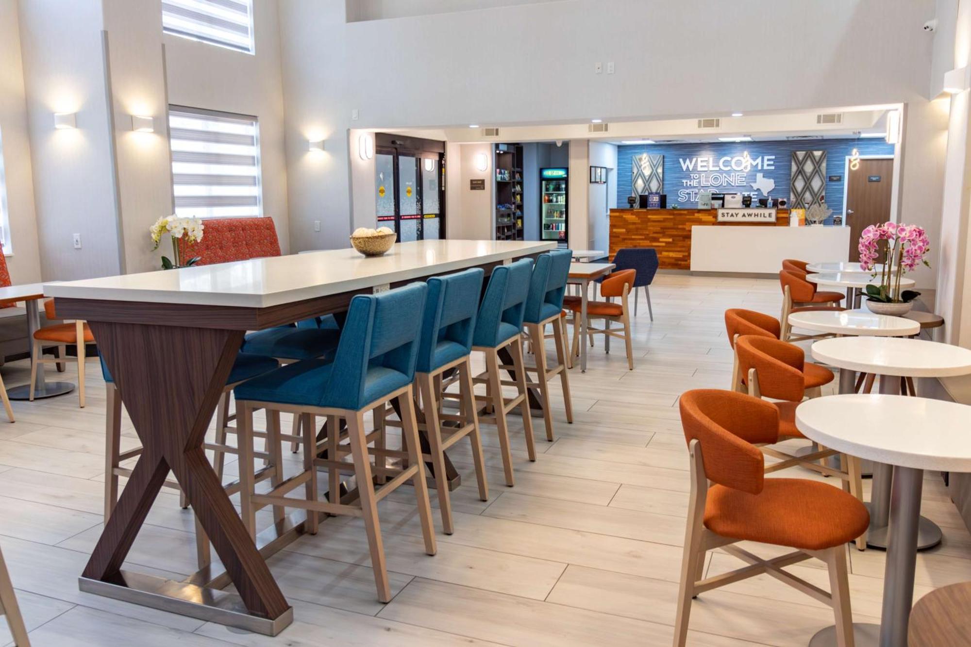 Hampton Inn & Suites Ντέντον Εξωτερικό φωτογραφία
