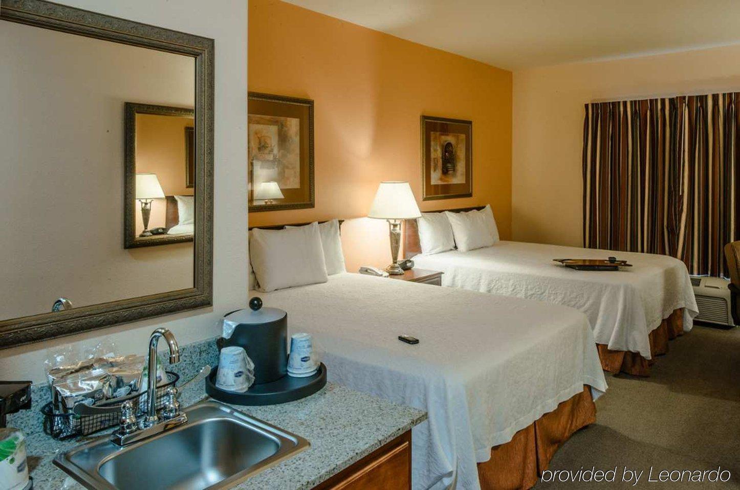 Hampton Inn & Suites Ντέντον Εξωτερικό φωτογραφία