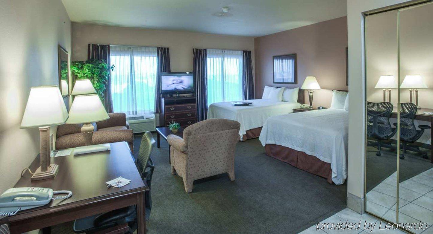 Hampton Inn & Suites Ντέντον Εξωτερικό φωτογραφία
